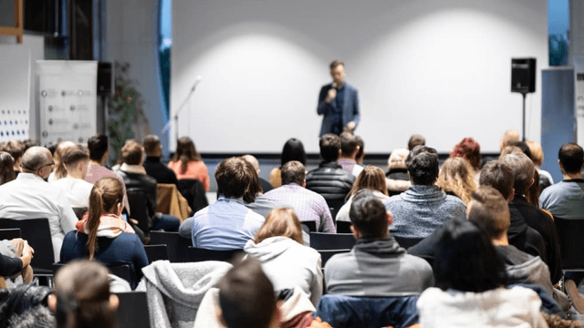 Conférencier - jeu de piste