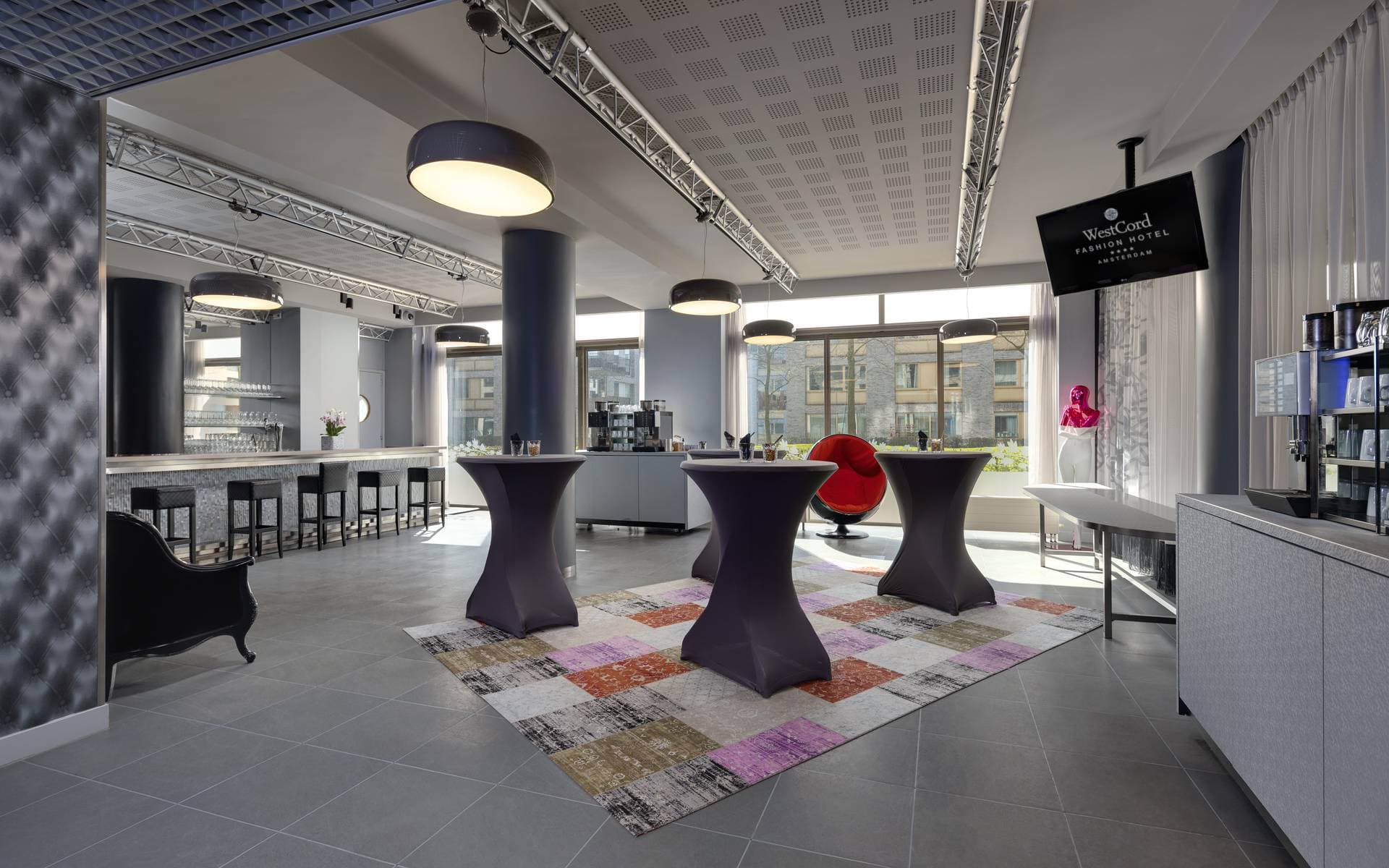 Fashion Lounge Lobby