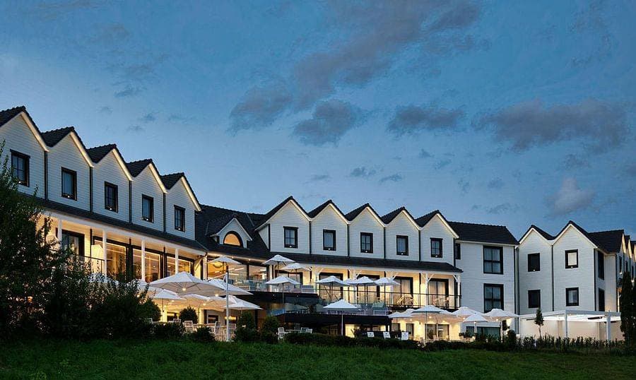 Best Western Plus Le Fairway Hotel & Spa Golf d'Arras 1