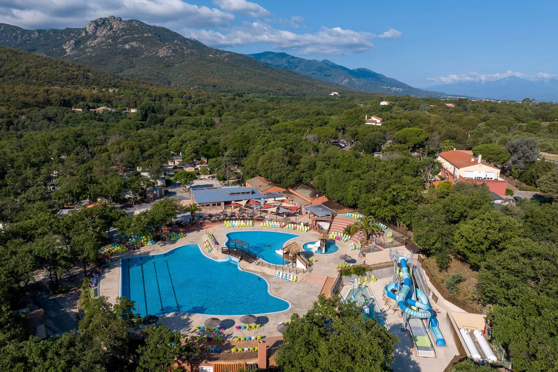 Salle Natura au Camping Le Bois Fleuri 1
