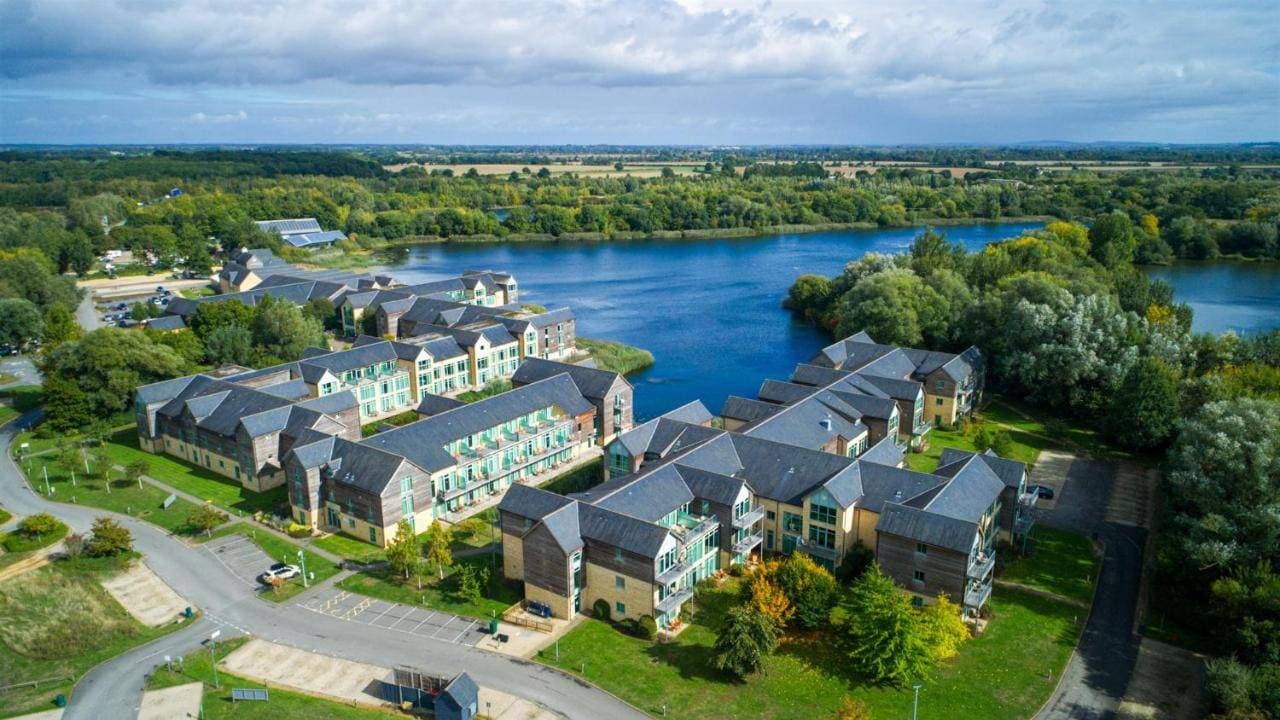 photo de De Vere Cotswold Water Park