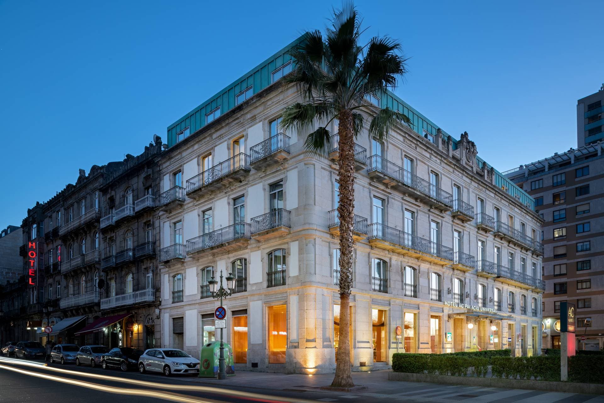 AC Hotel Palacio Universal 1