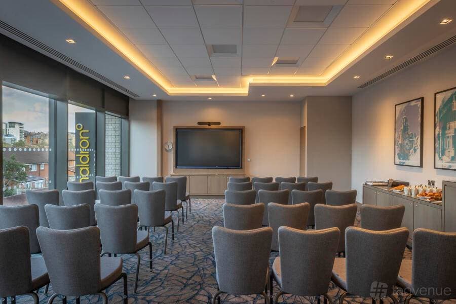 Dukes Suite