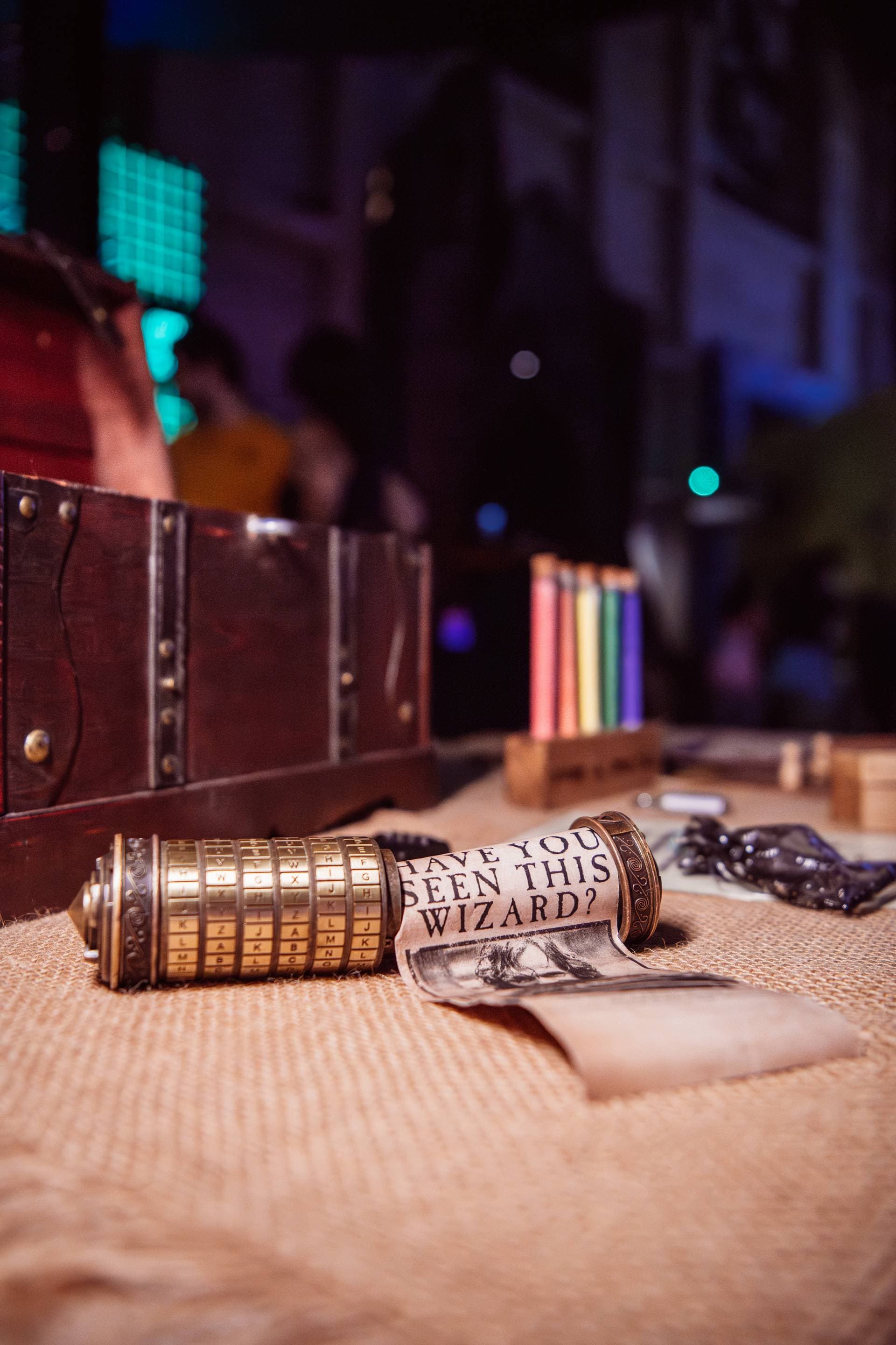 ESCAPE BOX - Props and puzzles to solve as a team