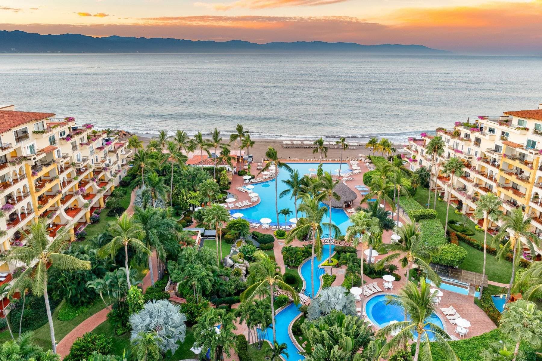 Velas Vallarta 1