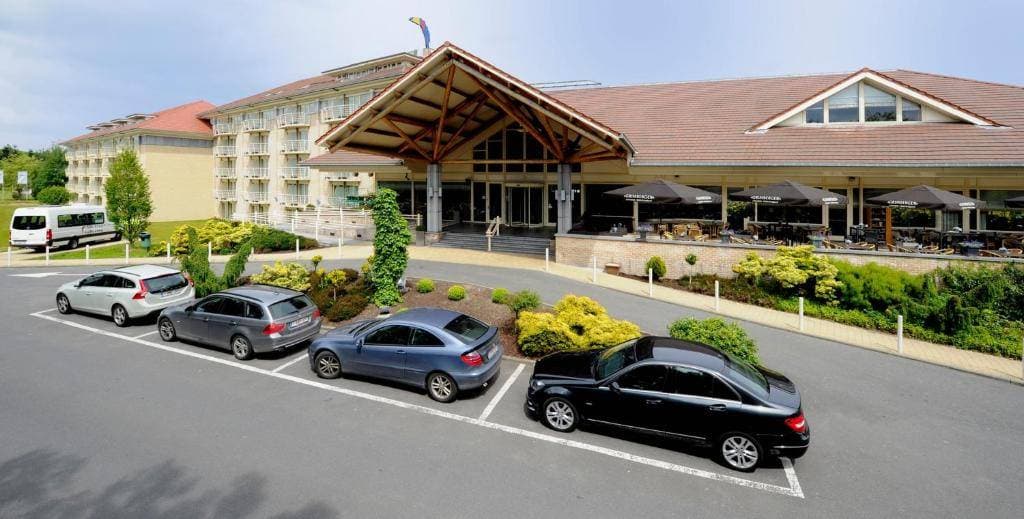 Van der Valk Hotel Charleroi Airport  1