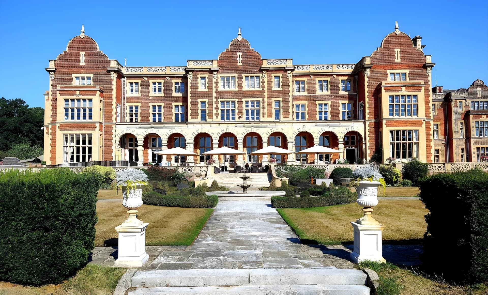 photo de Easthampstead Park Hotel