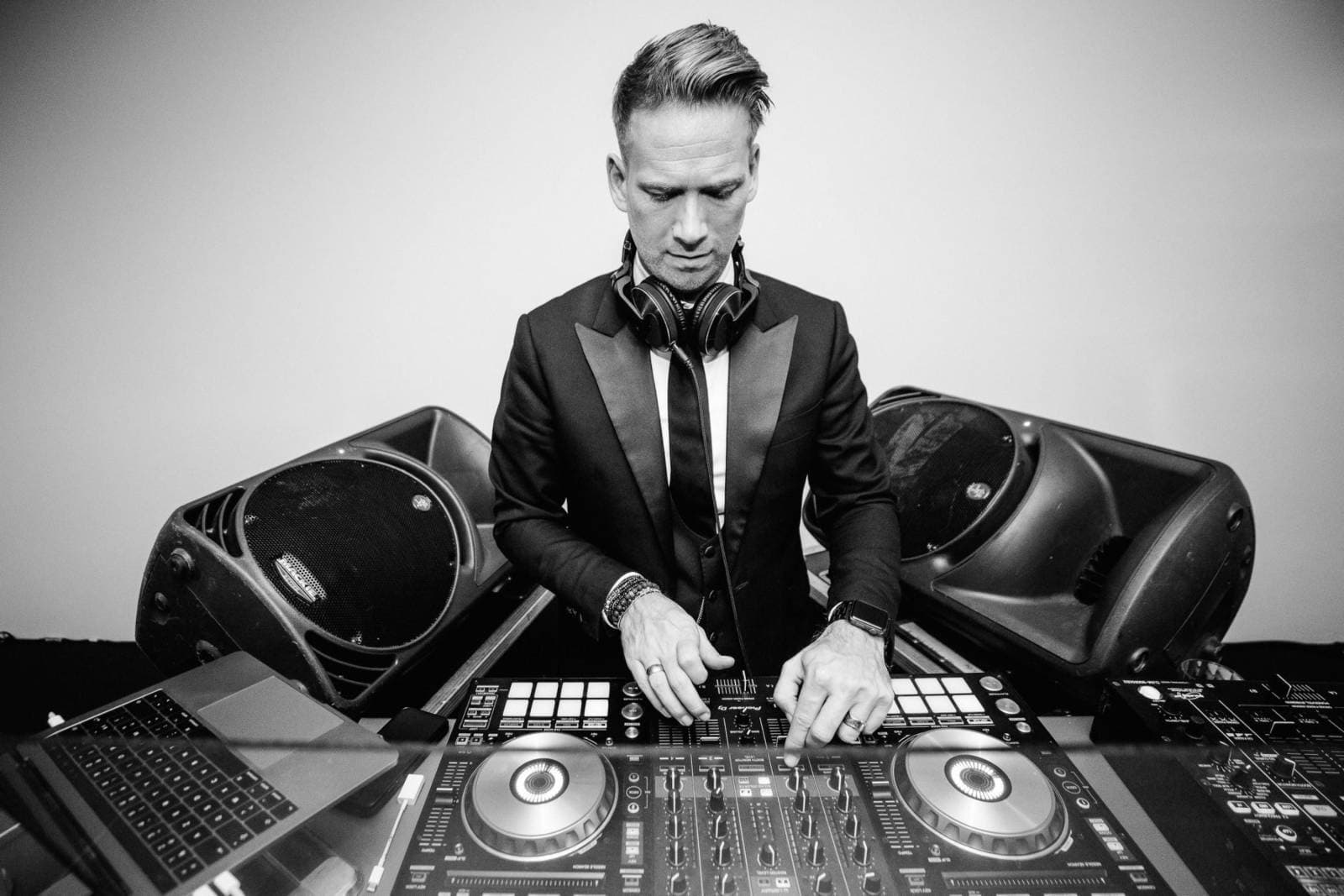 Tom DJ 1