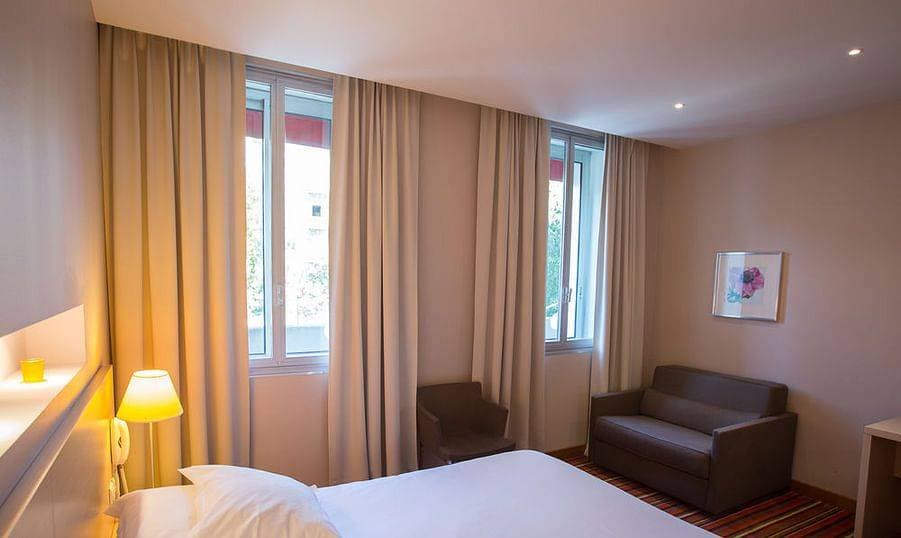 Hôtel de France Valence 9