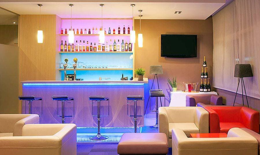 Novotel Nantes Centre Bord De Loire  9