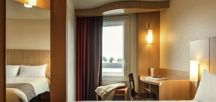 Ibis Paris Coeur d'Orly Airport 16