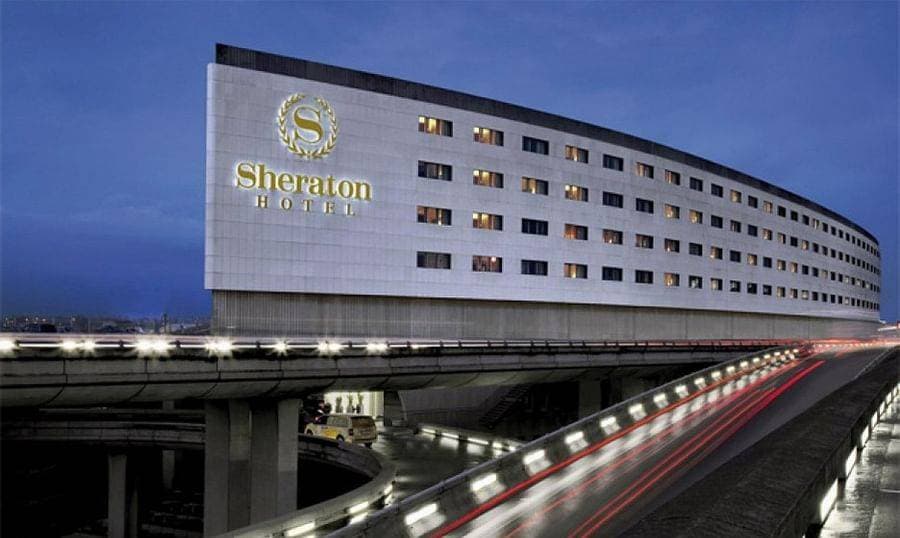 Sheraton Aéroport de Paris Hôtel & Centre de Conférence 1