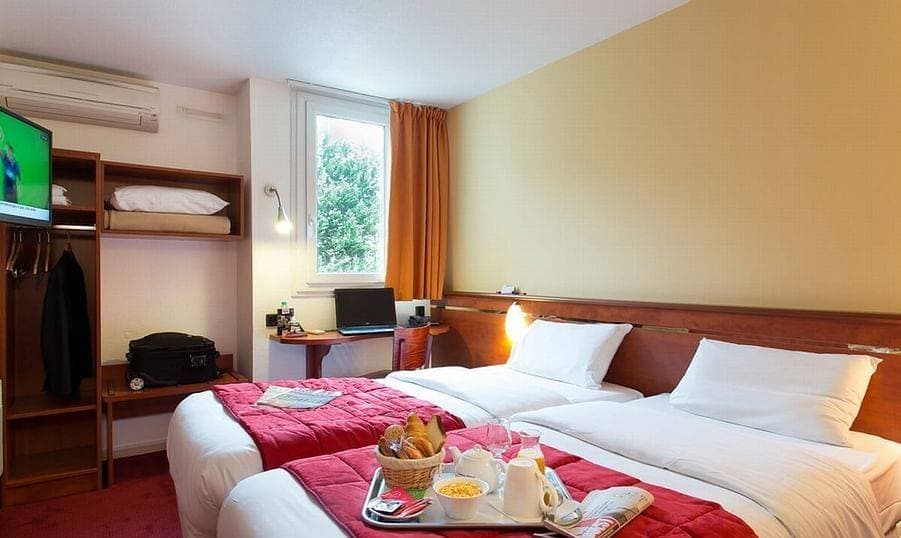 Brit Hotel Bordeaux Aéroport - Le Soretel 5