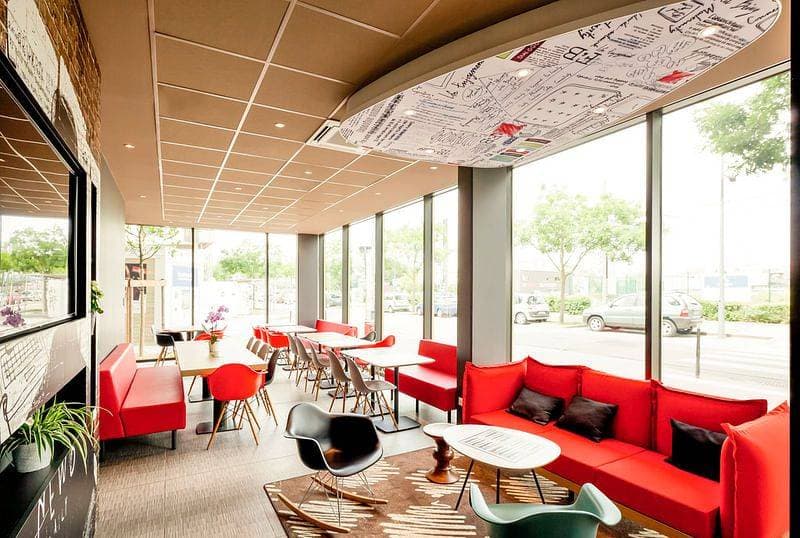 Ibis Lyon Carré de Soie 4