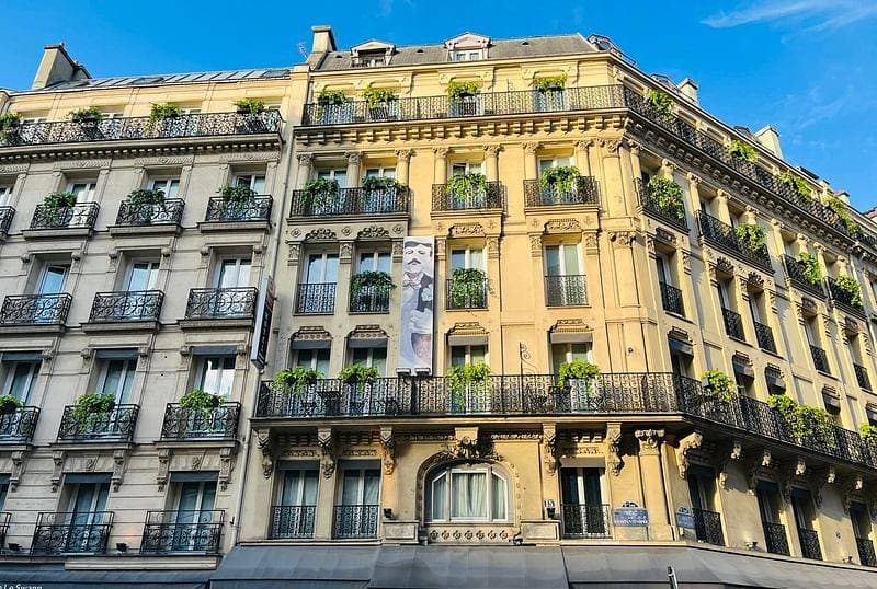 Façade