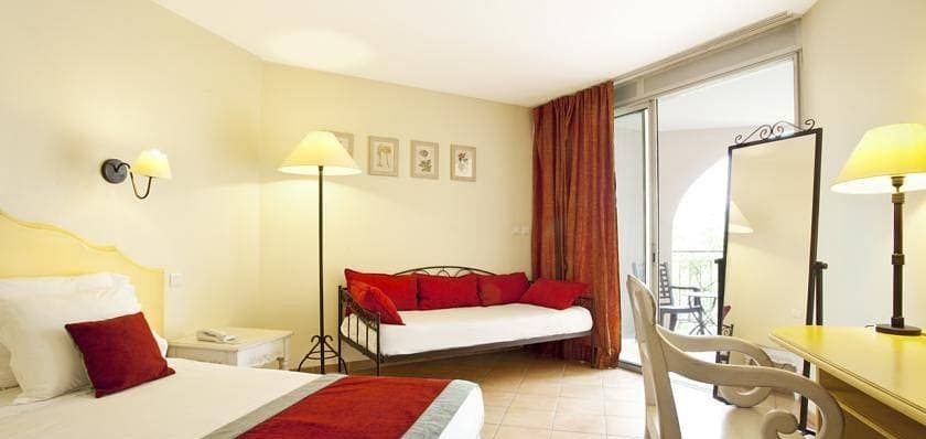 Golden Tulip Avignon Le Paradou 15