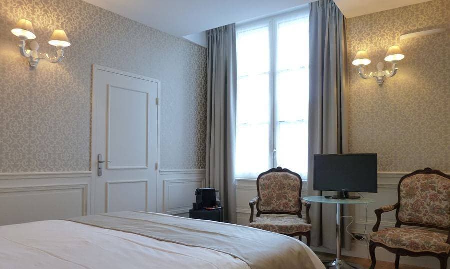 Hôtel Le Grand Monarque 9
