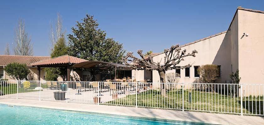 Golden Tulip Avignon Le Paradou 2