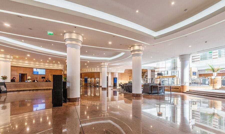 Hilton Paris Charles de Gaulle Airport 2