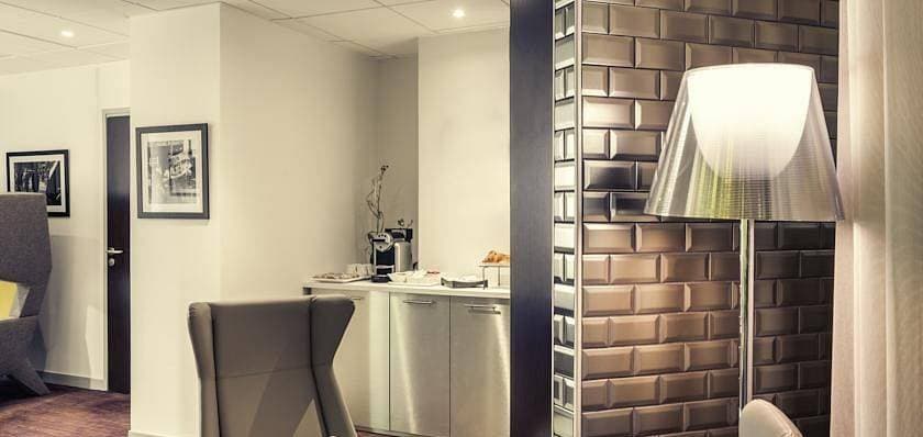 Hôtel Mercure Paris Massy Gare TGV 14
