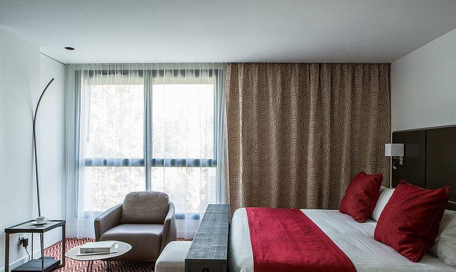 FOREST HILL PARIS MEUDON-VELIZY★★★★ 17