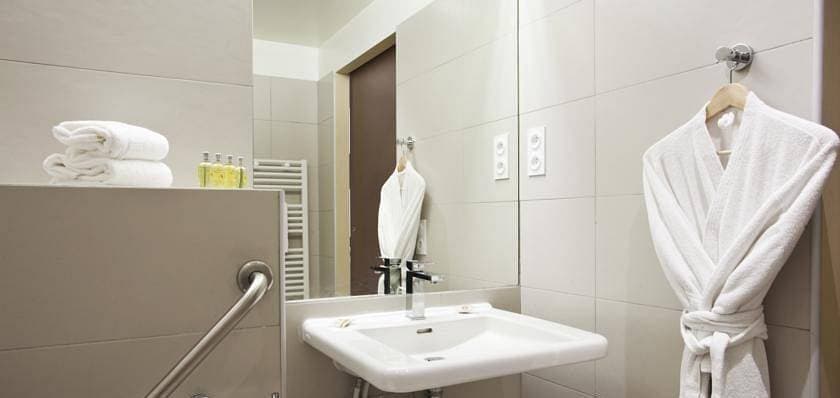 Golden Tulip Avignon Le Paradou 17