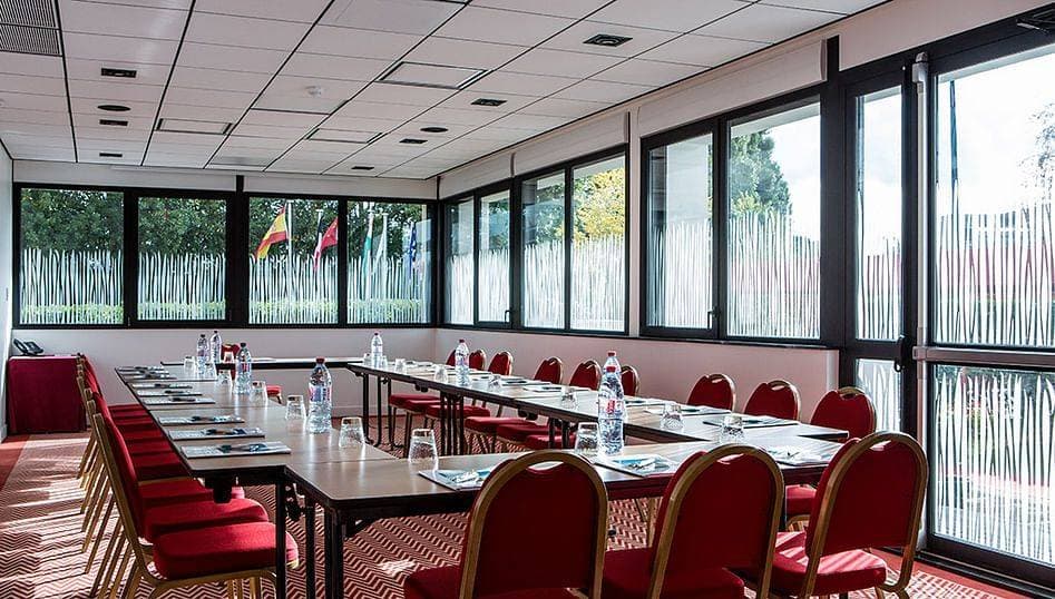 FOREST HILL PARIS MEUDON-VELIZY★★★★ 9