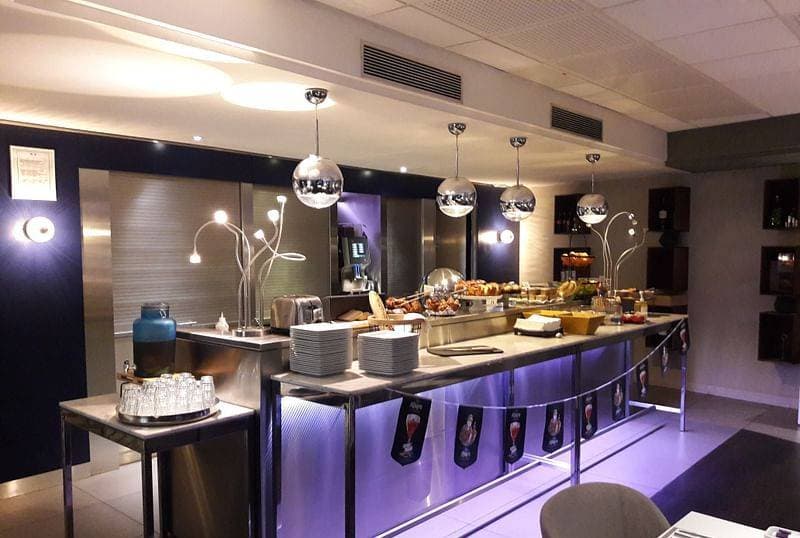 Hôtel Mercure Paris Massy Gare TGV 9