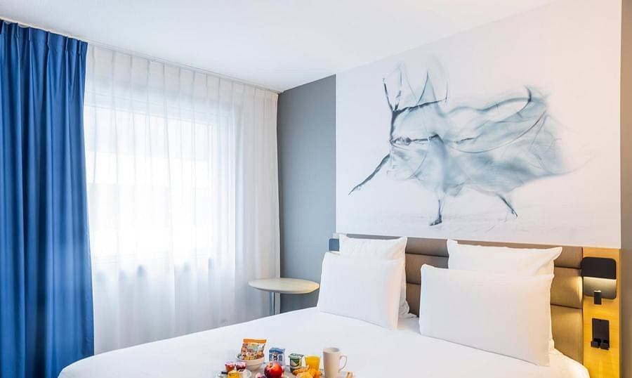 Hôtel Mercure Paris Massy Gare TGV 16