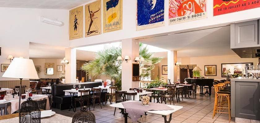 Golden Tulip Avignon Le Paradou 10
