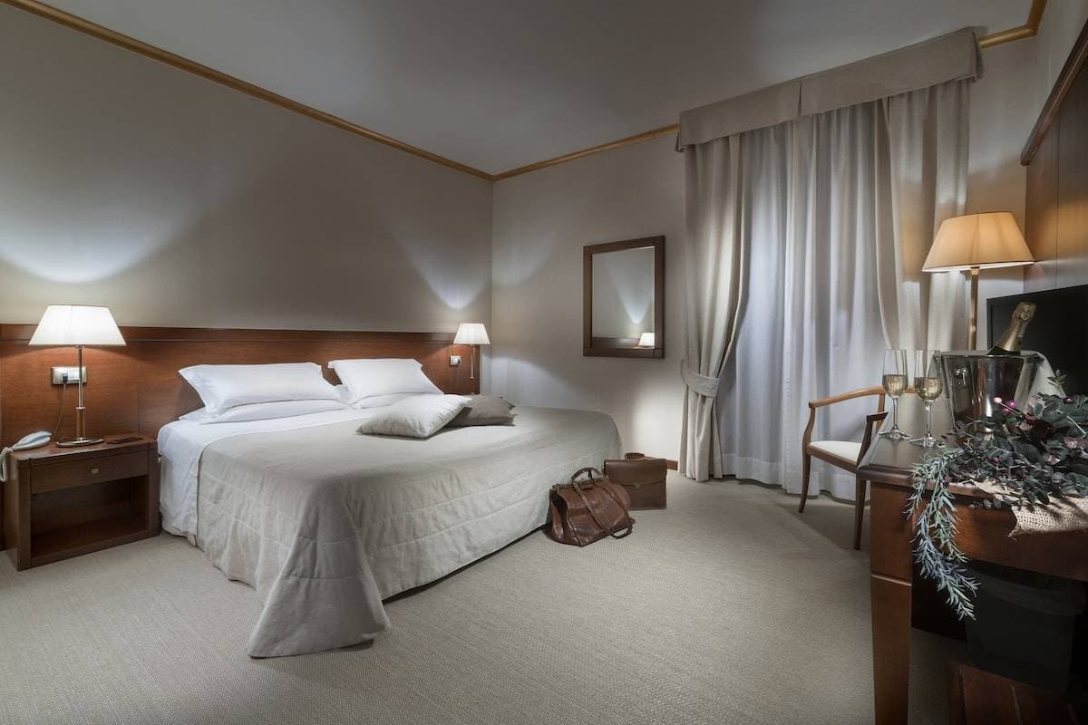 Hotel 2 Mari 11
