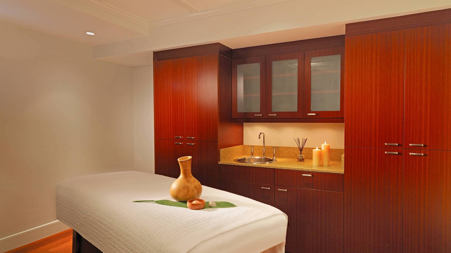 Moana Surfrider, A Westin Resort & Spa, Waikiki Beach 41