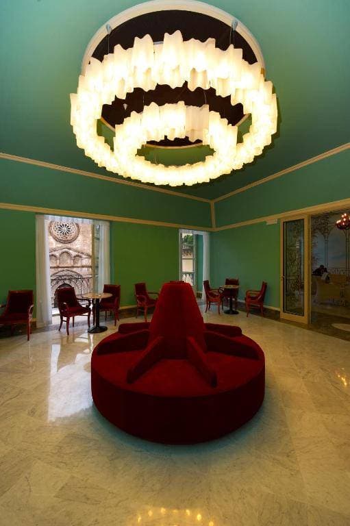 Grand Hotel Piazza Borsa 8