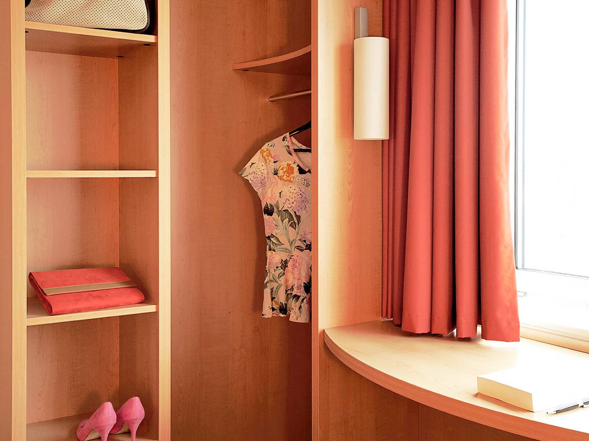 Ibis Rambouillet 15