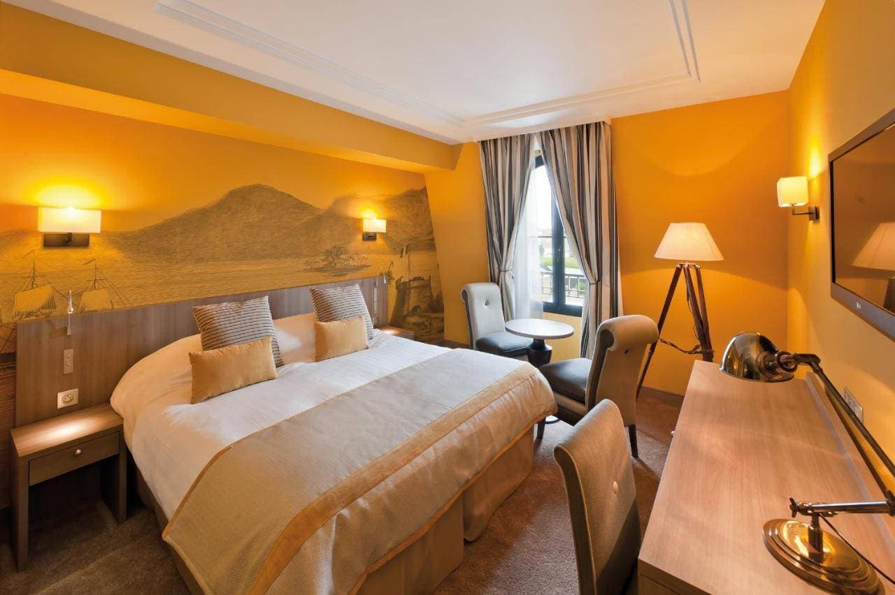 L'Hôtel Le Nouveau Monde 9