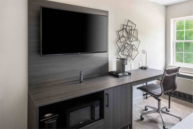 Holiday Inn Express St. Albans 18