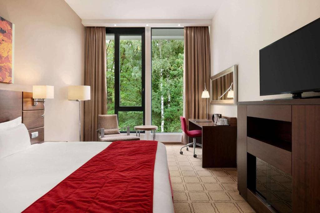 Dolce La Hulpe Brussels 25