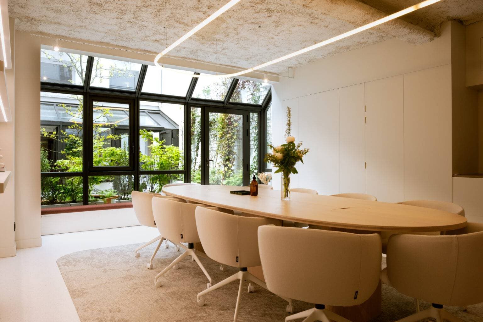 Jöro House - Pigalle 10