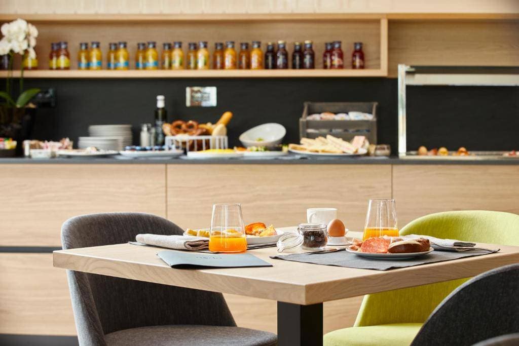 Nodo Hotel 8