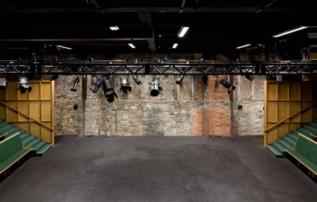 Smock Alley Theatre 1662 11