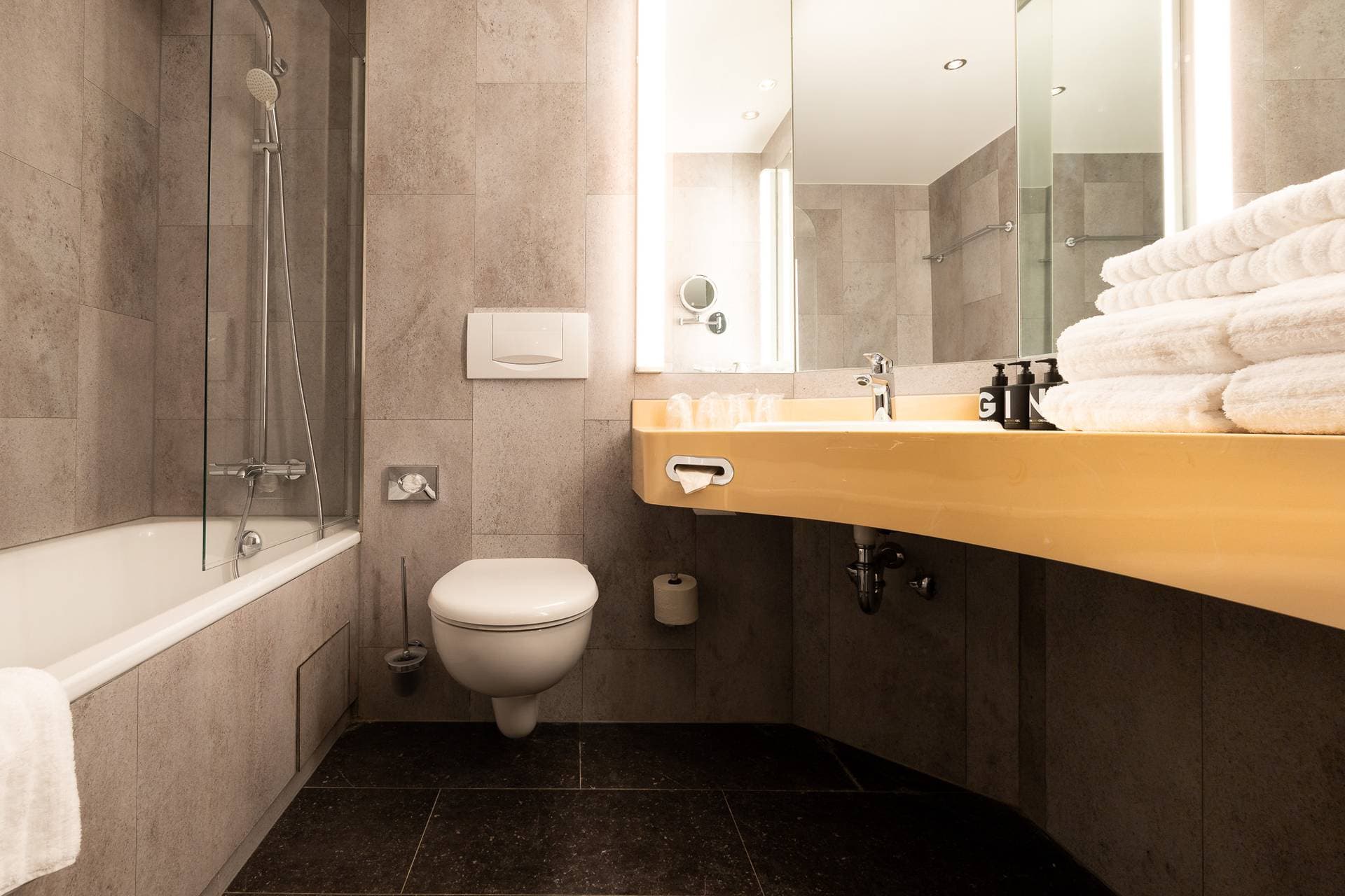 GINN Hotel Hamburg Elbspeicher 107