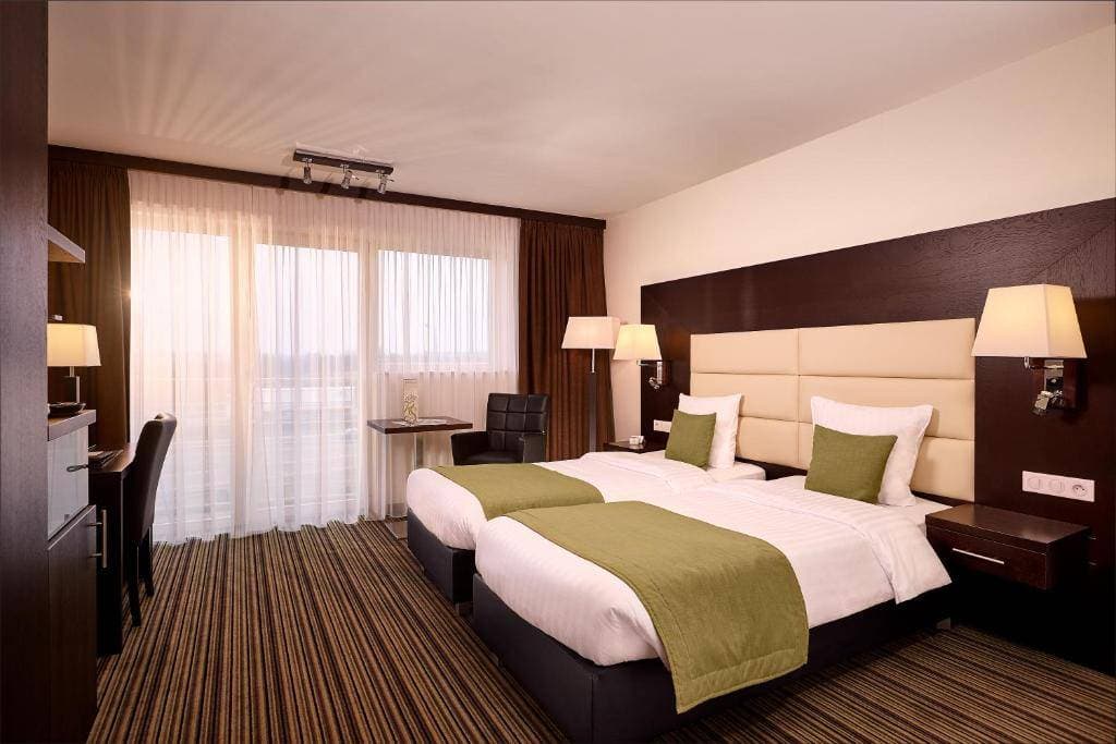 Van der Valk Hotel Charleroi Airport  7