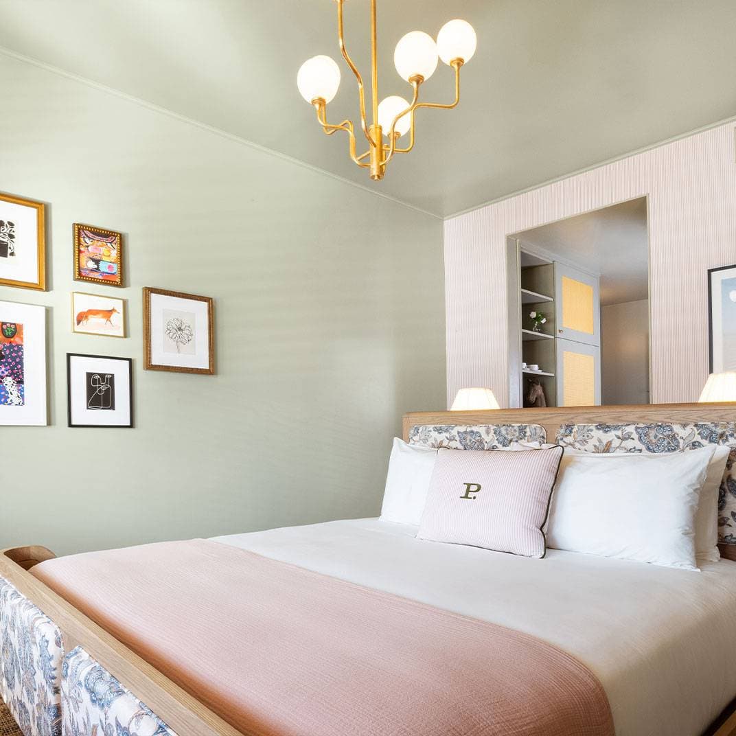Palihouse Hyde Park Village 10