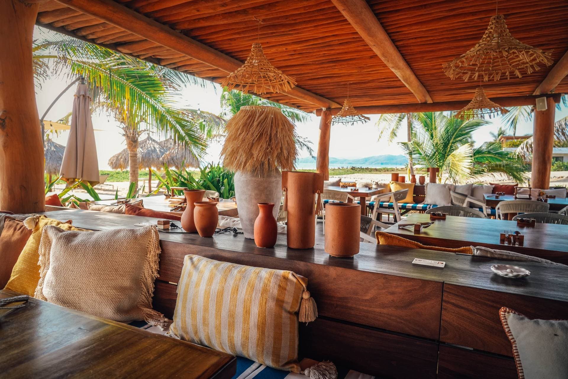 Marea Beachfront Villas 7