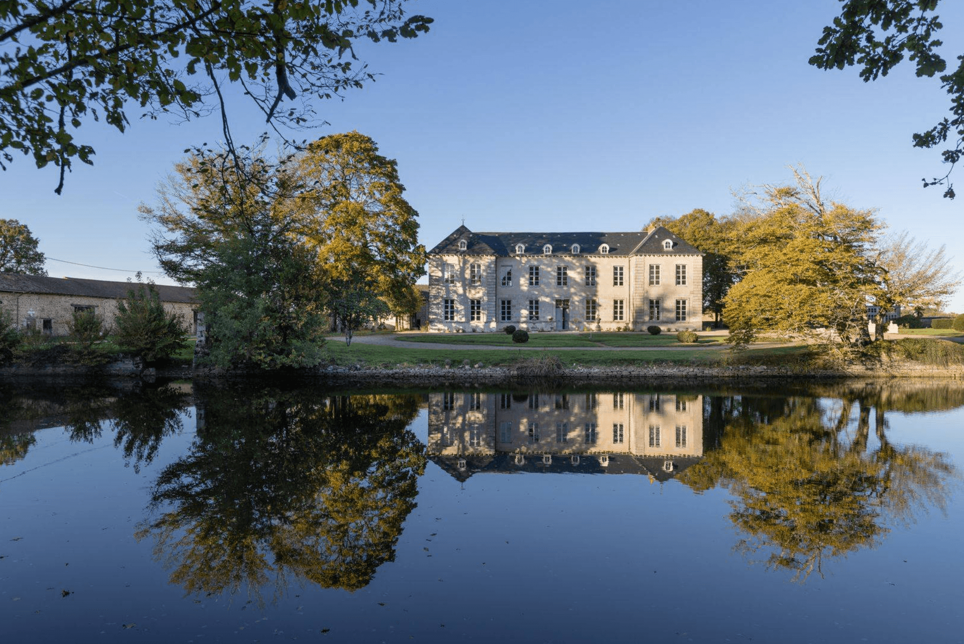 Le Château de Laplaud 2
