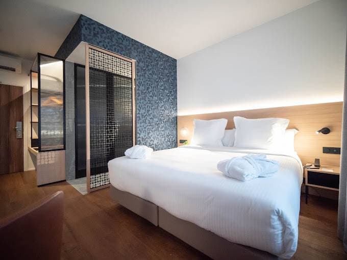 L'Hôtel Paxton Paris MLV 18