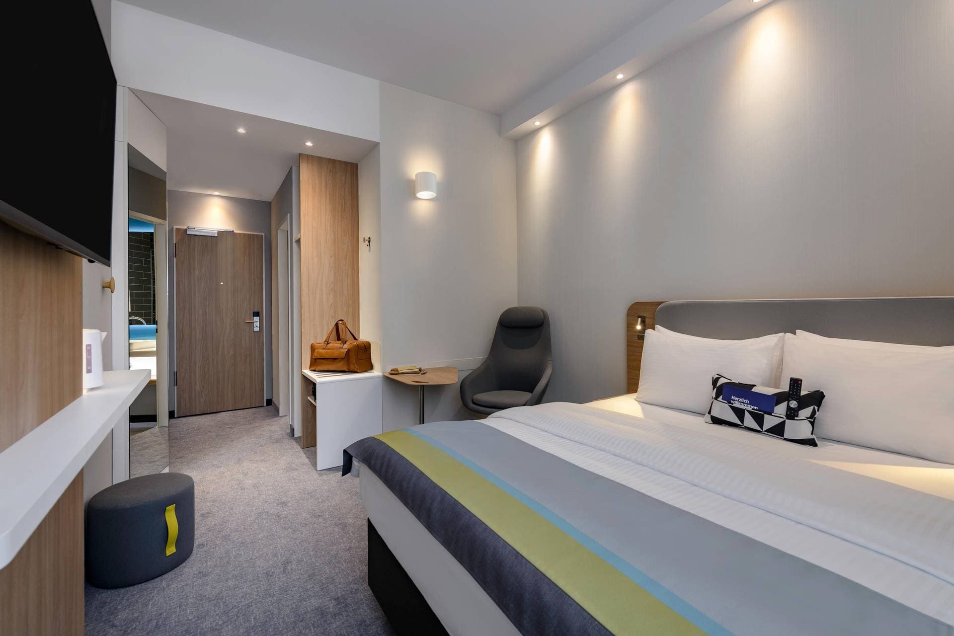 Holiday Inn Express Regensburg 12