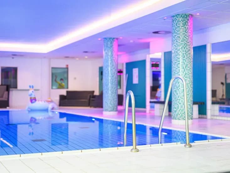 Holiday Inn Lübeck 10