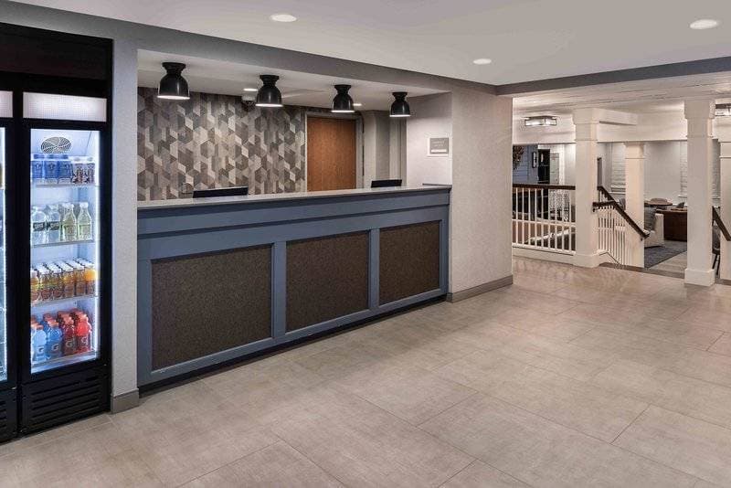 Holiday Inn Express St. Albans 37