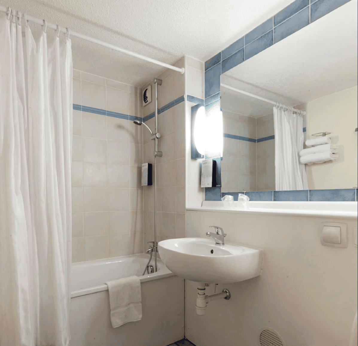 Campanile Besancon Ouest - Chateaufarine 10